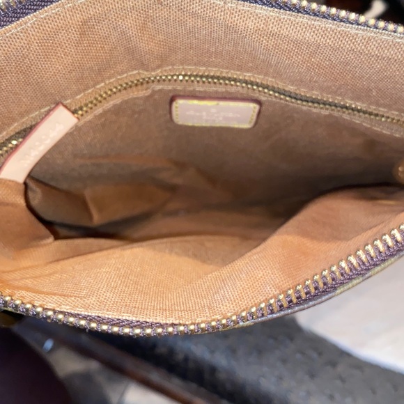 Cross bag - Picture 9 of 14